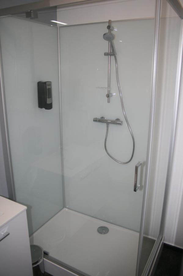 Le P'Tit Bouchon Hotell Rambervillers Rom bilde